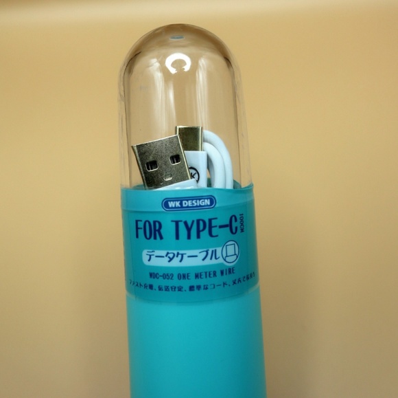 Over the neck bluetooth headset with free charger - Picture 5 of 8